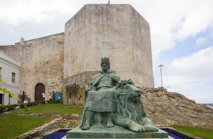 Castillo de Guzman el Bueno, Spain